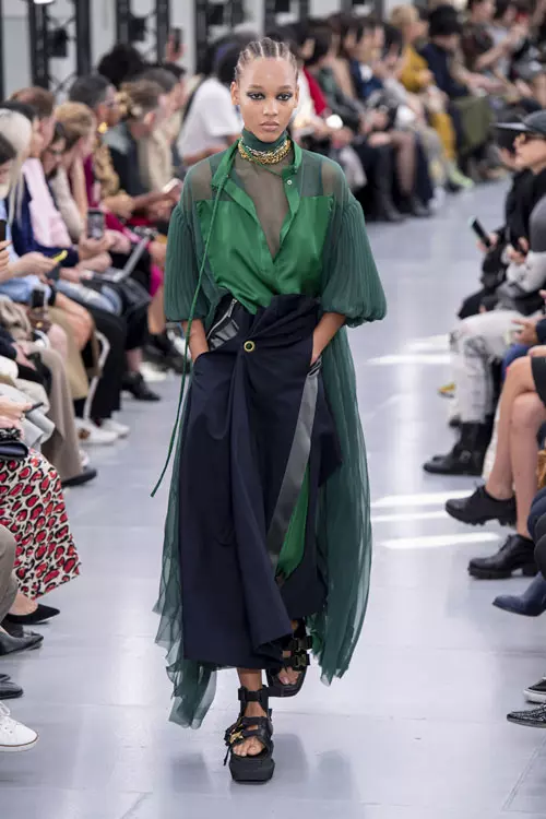 Sacai colecția primăvară-vară 2020 (32)