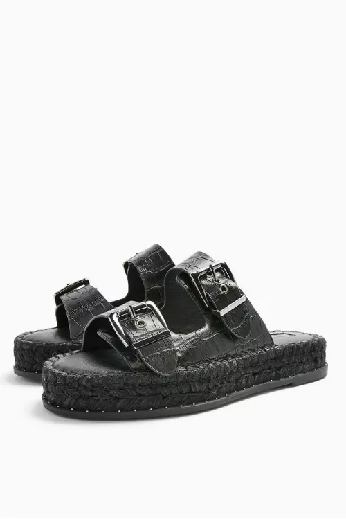 4. Papuci din piele ecologică, Topshop, 149,90 lei
