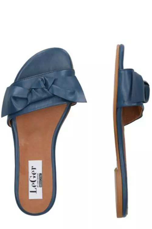 8. Papuci din piele ecologică, Leger by lena Gercke, 150 lei
