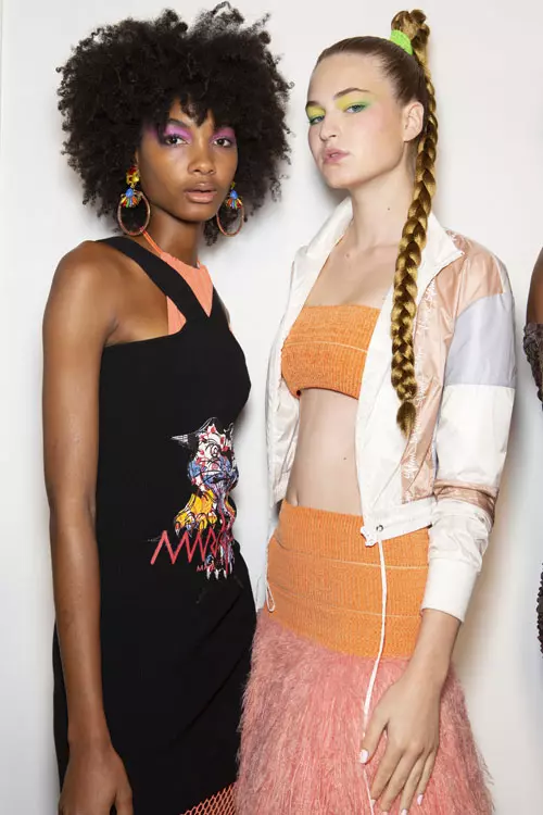 Mark Fast colecția primăvară-vară 2020 backstage (12)