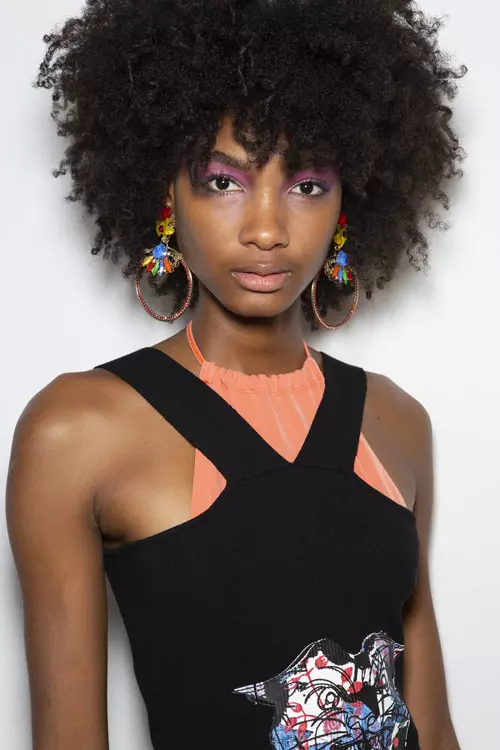 Mark Fast colecția primăvară-vară 2020 backstage (8)