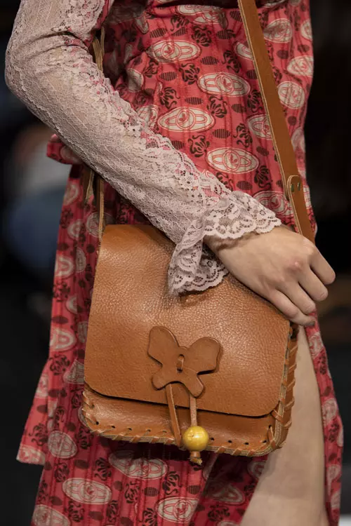 Anna Sui colecția primăvară-vară 2020 accesorii (3)