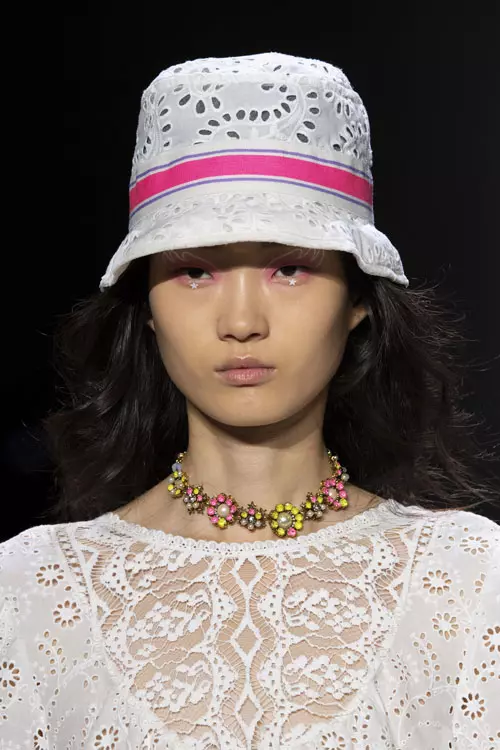 Anna Sui colecția primăvară-vară 2020 accesorii (45)