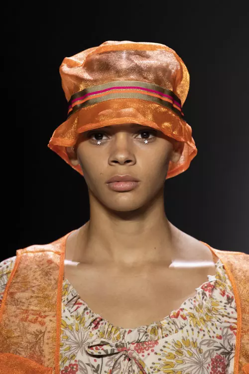 Anna Sui colecția primăvară-vară 2020 accesorii (9)