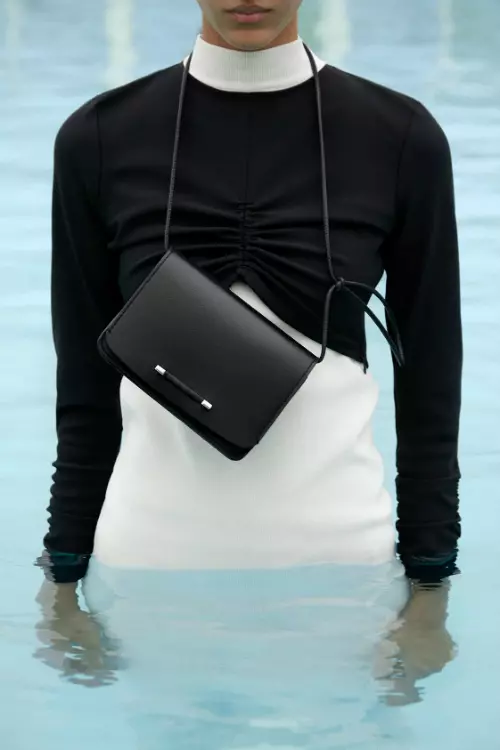 Geantă din piele ecologică, Zara, 199,90 lei