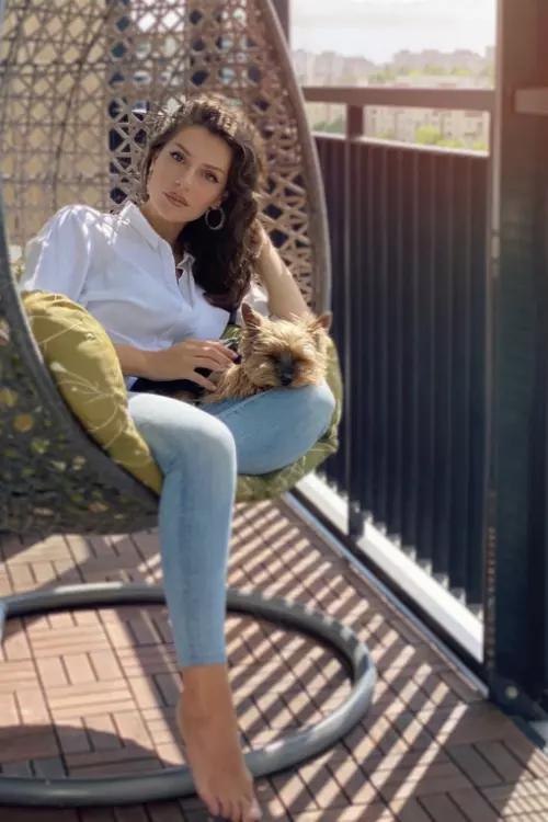 24 de ore în izolare cu... Simona Țăranu