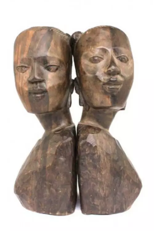 Statuete Masai din lemn de abanos, 400 lei, www.artantik.ro