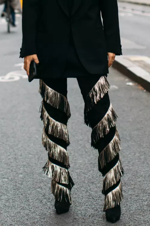 Ce să nu porți niciodată la birou (4)