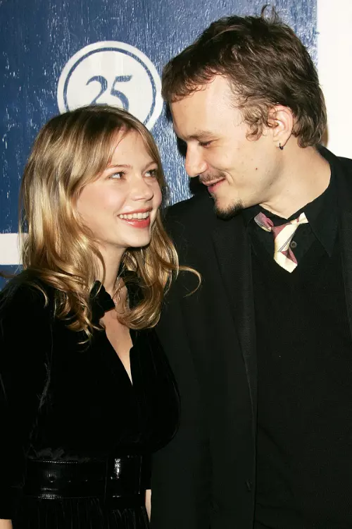 8. Michelle Williams și Heath Ledger – Brokeback Mountain (2005)