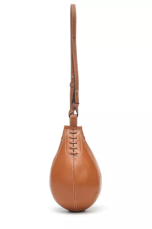 Geantă, JW Anderson, 559 euro, mytheresa.com