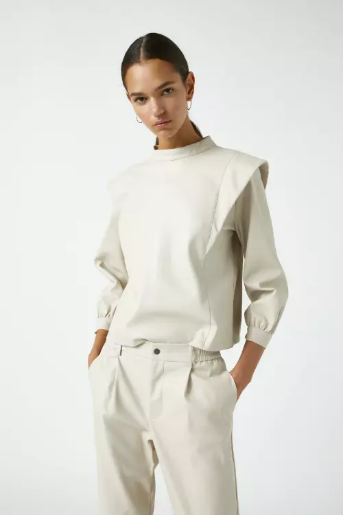 Top din imitație de piele, Pull & Bear, 129,90 lei