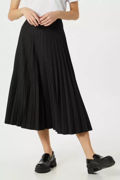 Fustă din amestec de vîscoză, Marco Polo Denim, 497,90 lei, www.aboutyou.ro