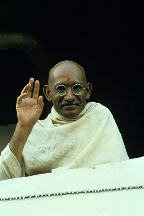 Gandhi (1982)