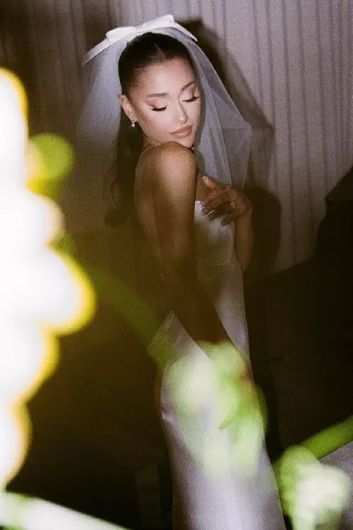 Ariana Grande și Dalton Gomez, imagini superbe de la nuntă