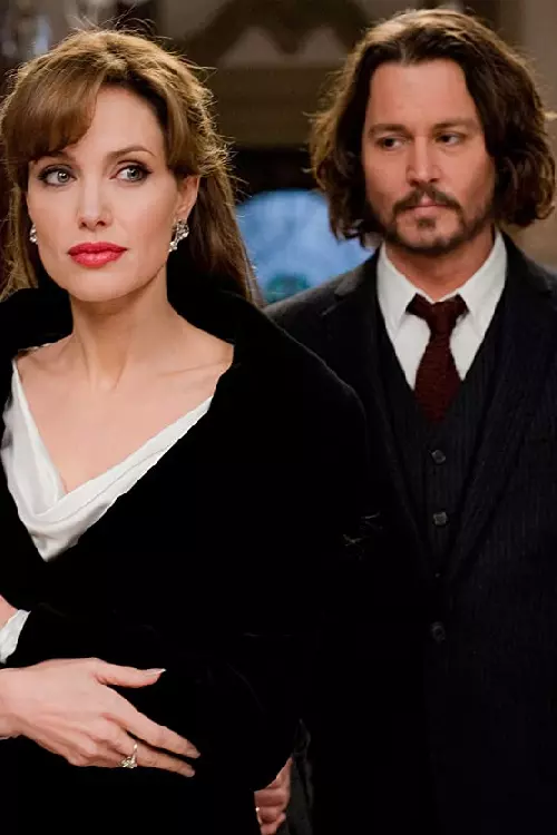 4. Angelina Jolie și Johnny Depp