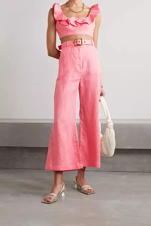 Top și pantaloni din in, Zimmermann, 375 și respectiv 395 euro, www.net-a-porter.com