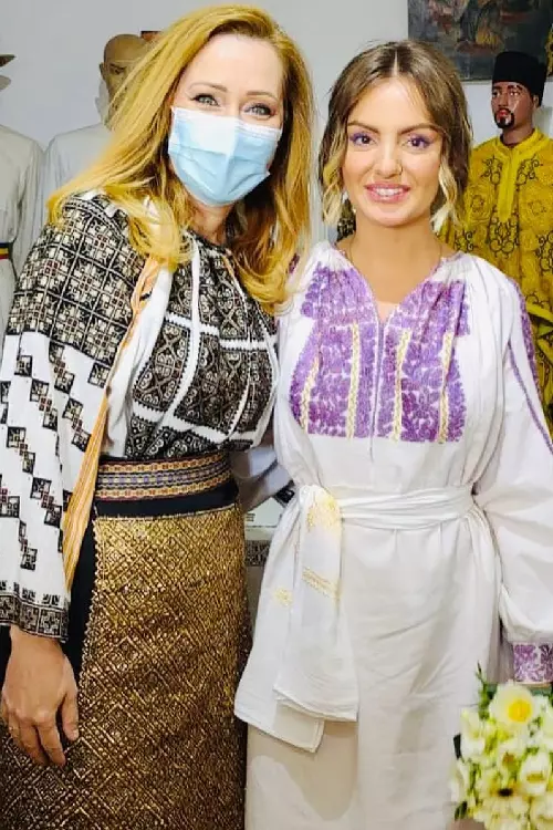 Alexandra Stan și Elena Lasconi