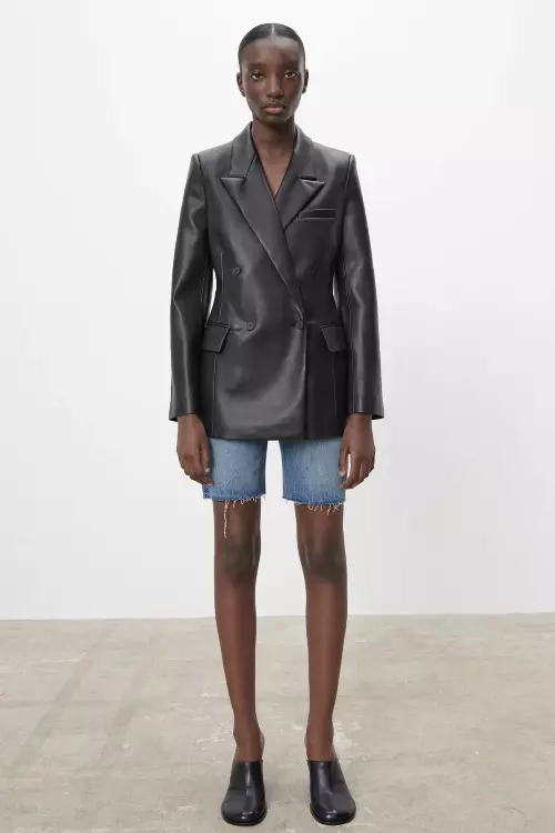 Sacou din imitație de piele, Zara, 199,90 lei