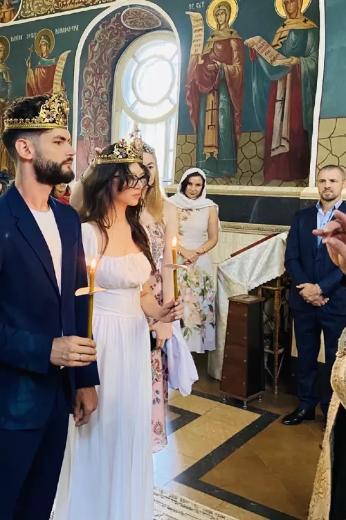 Cleopatra Stratan și Edward Sanda s-au cununat religios