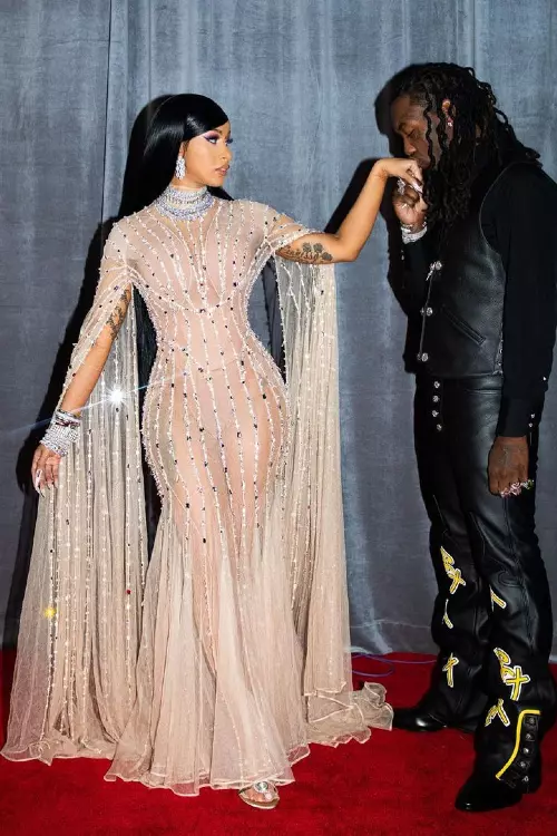 7. Offset și Cardi B