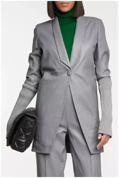 Sacou din piele, Dodo Bar Or, 1.015 euro, www.mytheresa.com