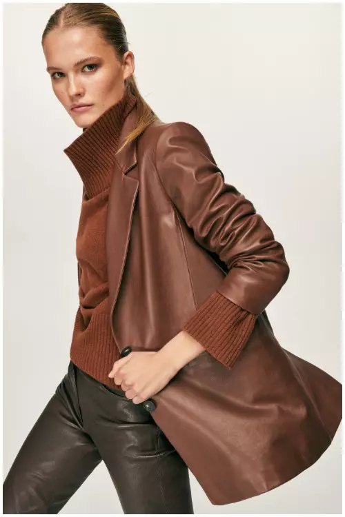 Sacou din piele, Massimo Dutti, 1.499 lei