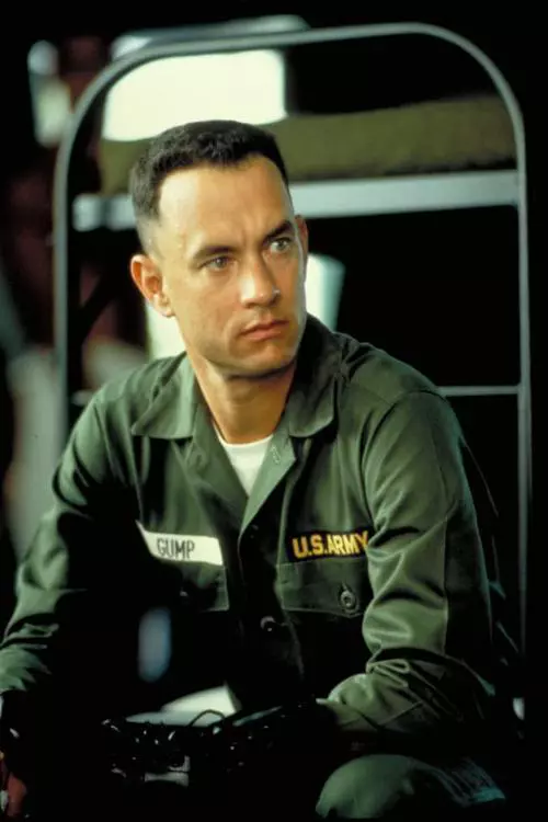 Tom Hanks în Forrest Gump (1994)