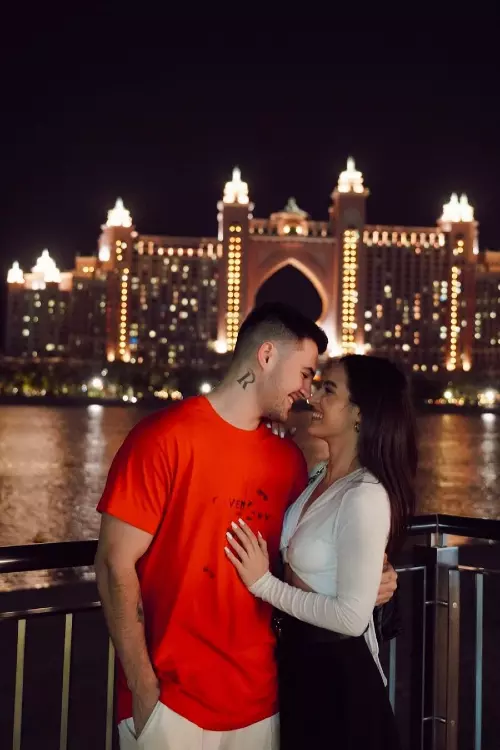 1. Alexia Eram și Mario Fresh