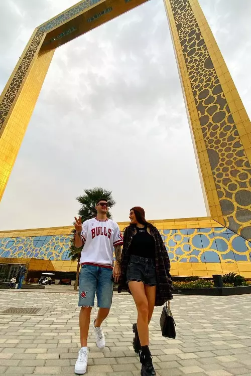 4. Alexia Eram și Mario Fresh