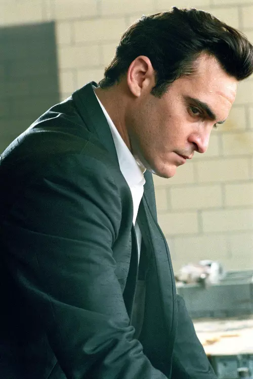 3. Joaquin Phoenix - Johnny Cash în Walk the Line (2005)