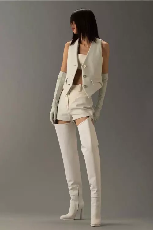 1. @vestiare.dun.oiseau.libre