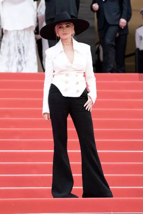 13. Emmanuelle Beart
