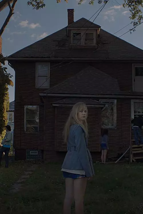 1. It Follows
