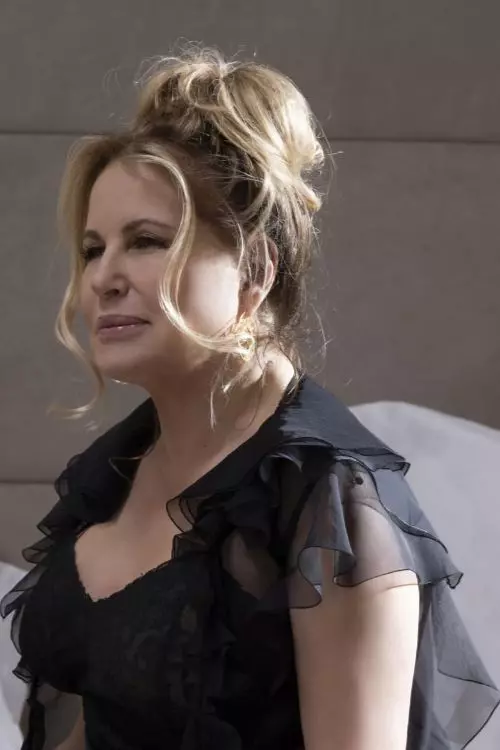 6. Jennifer Coolidge în The White Lotus