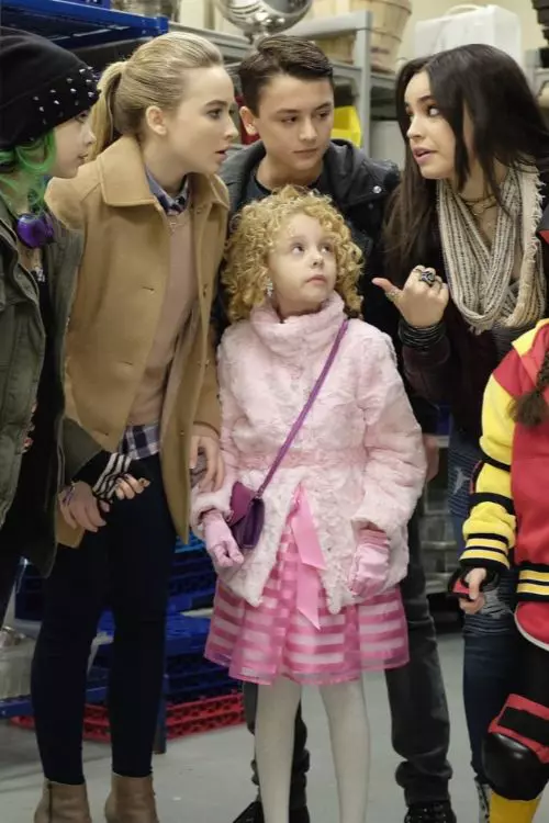 1. Sabrina Carpenter