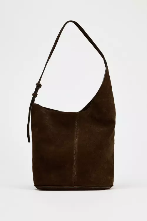 Geantă din piele ȋntoarsă, Zara, 399,90 lei