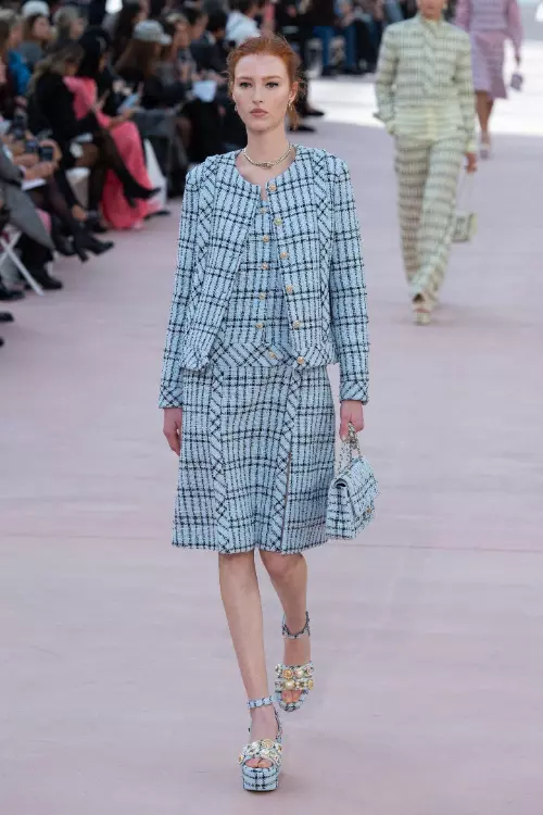 Carouri - Chanel