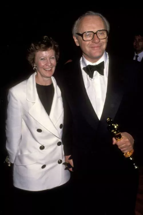 10. Anthony Hopkins și Jennifer Lynton