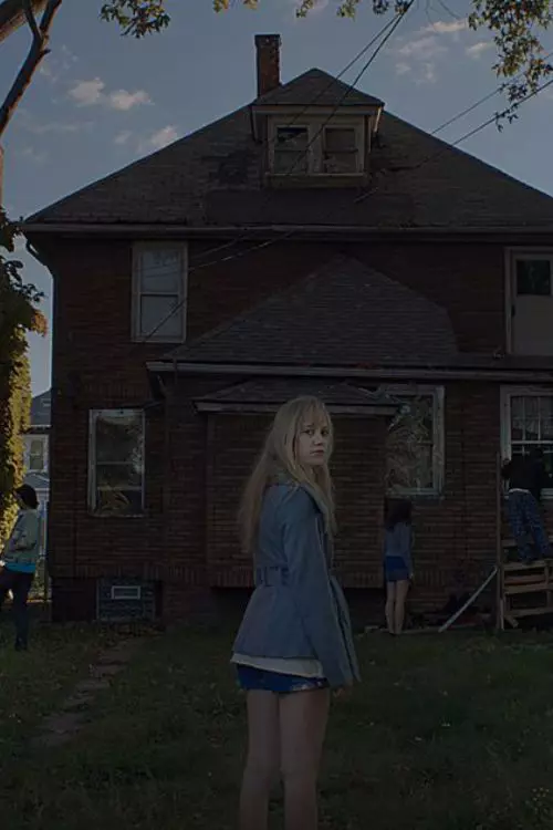 6. It Follows