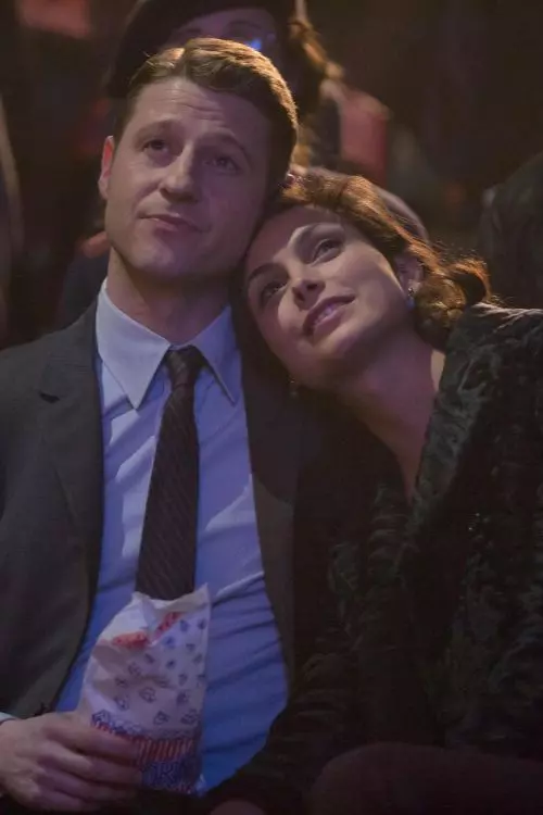 10. Ben McKenzie și Morena Baccarin