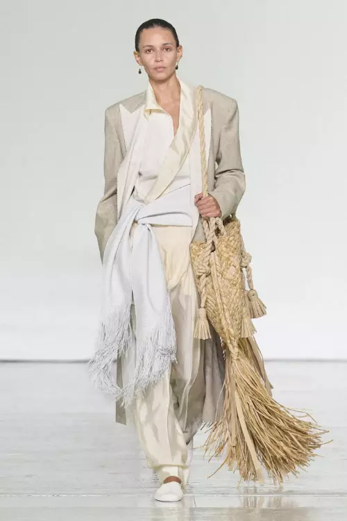 Bottega Veneta SS27 (1)