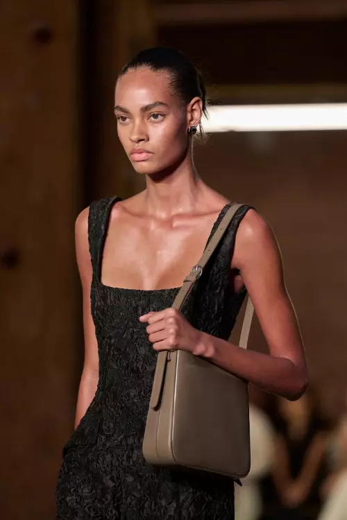 Calvin Klein SS27 (14)
