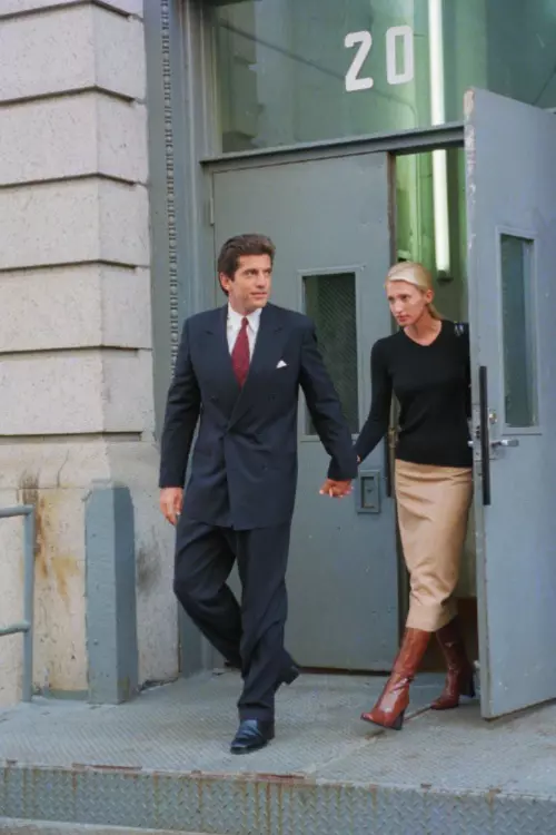 Carolyn Bessette-Kennedy (2)