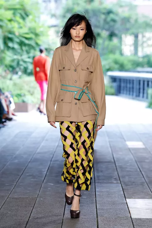 Diane von Furstenberg SS27 (4)