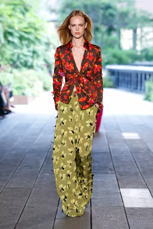 Diane von Furstenberg SS27 (7)