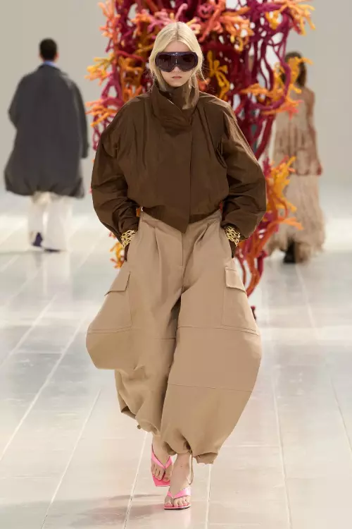 Balenciaga SS27 (4)