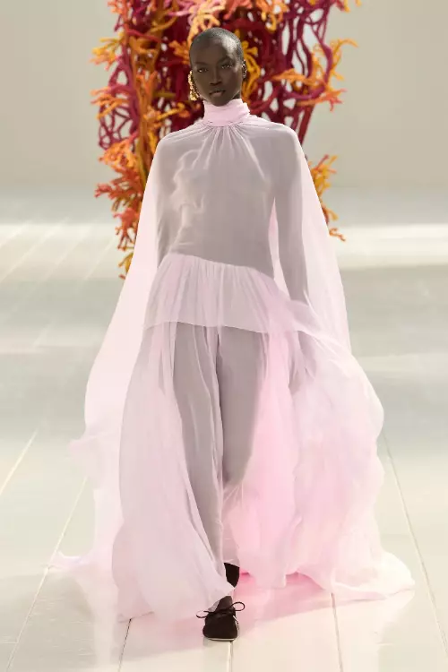 Balenciaga SS27 (8)