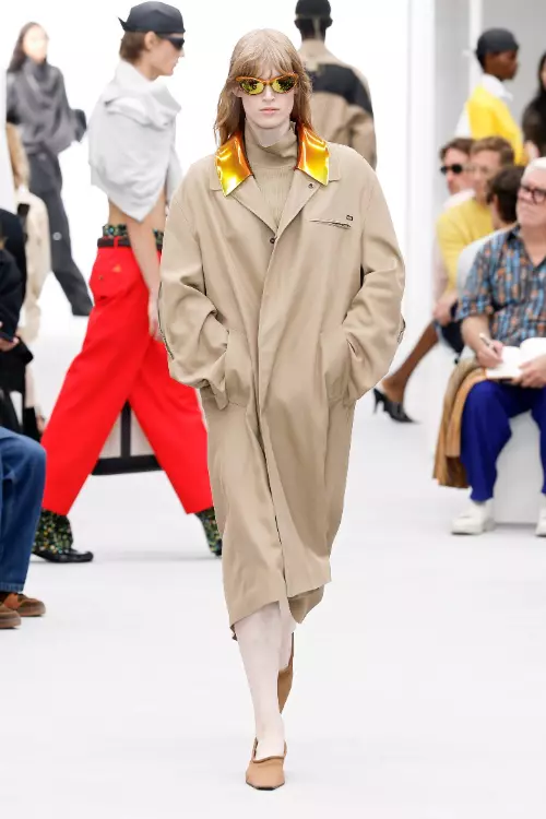 Loewe SS27 (7)