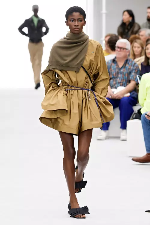 Loewe SS27 (9)