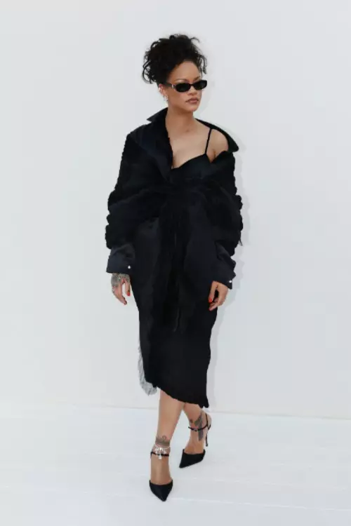 Rihanna la Dior